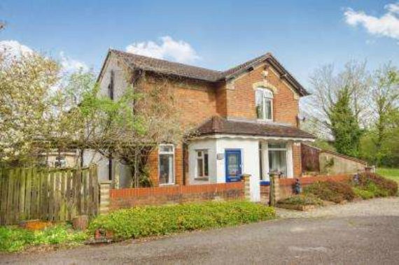 5 Bedroom Detached